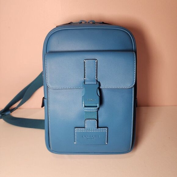 NWT Coach CP023 Track Pack Bright Blue - Picture 1 of 7